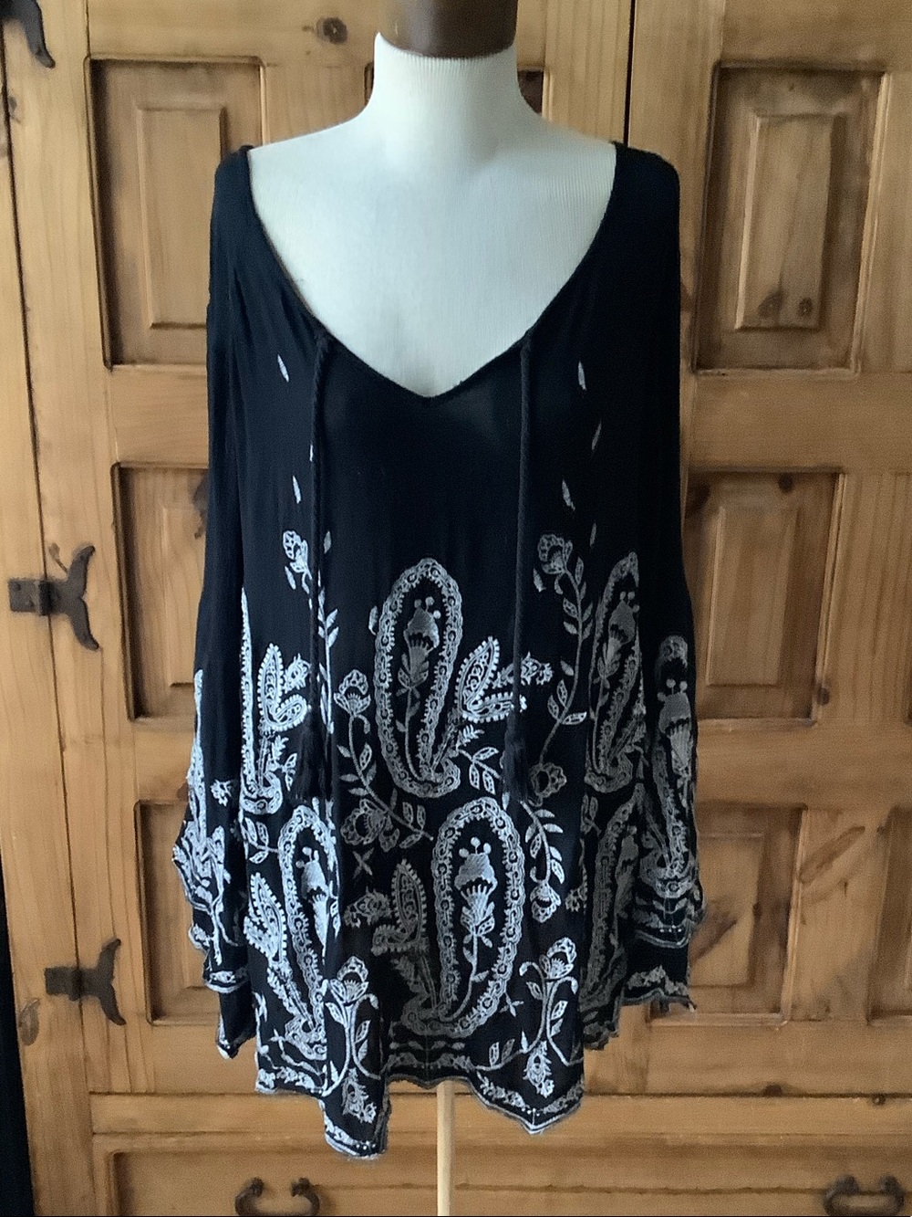 Style & Co. Black Paisley V-Neck Tunic Top